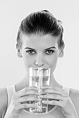 喝水不够大脑会变迟钝