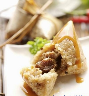 端午节吃粽子 风俗习惯各不同