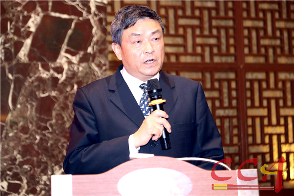 1.傅龙成会长发表讲话.jpg