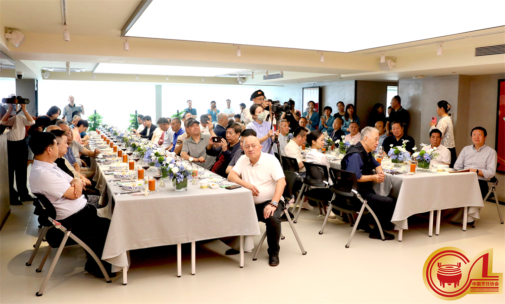 5展台.jpg