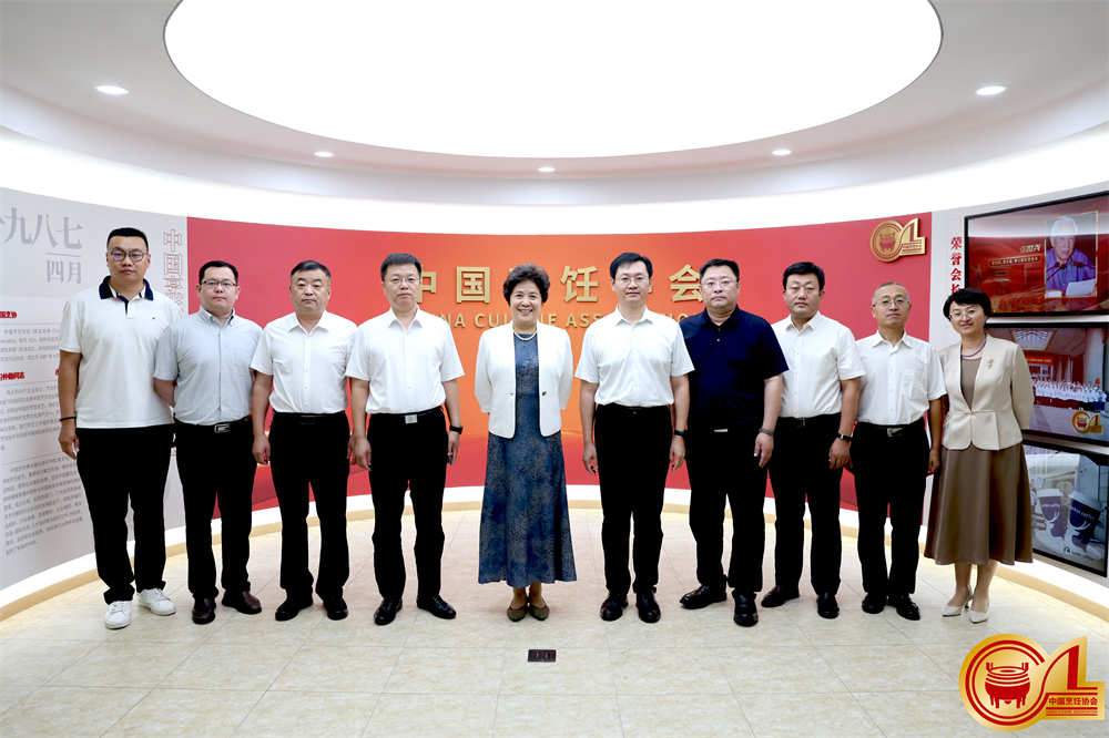 合影.jpg