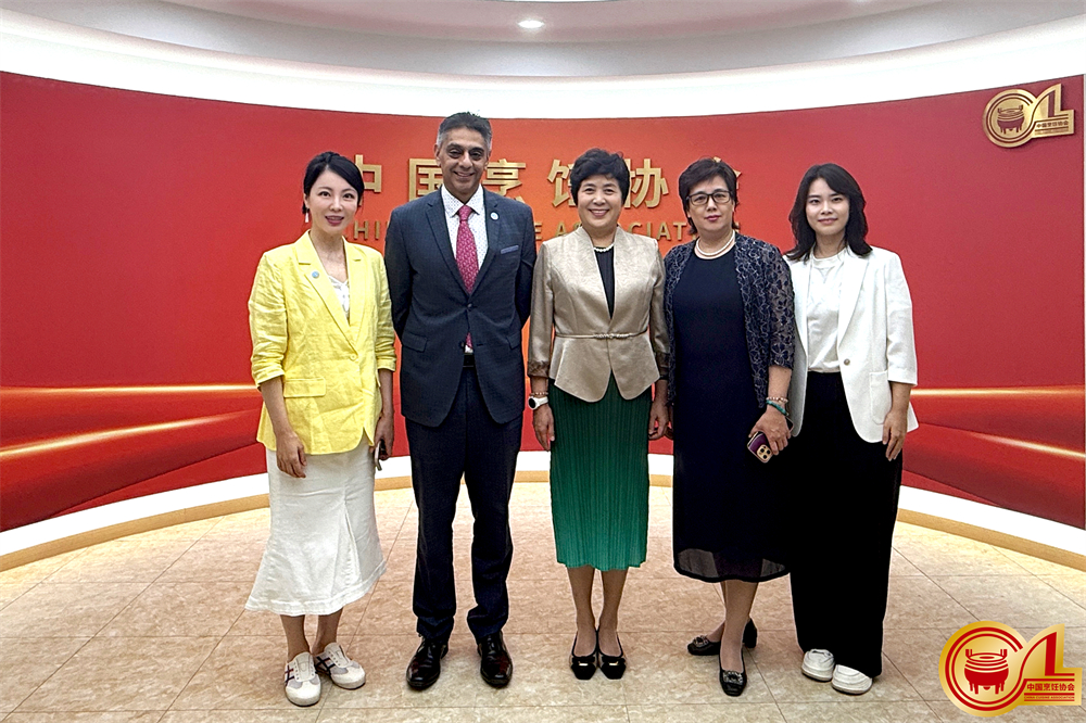 合影.jpg